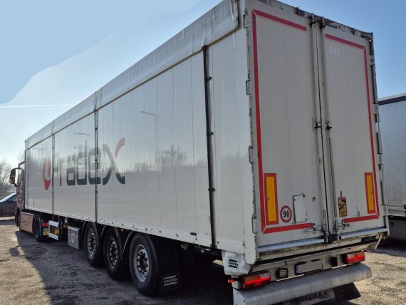 kNAPEN TRAILERS B.V. Posuvka, ALU, váha 7550Kg