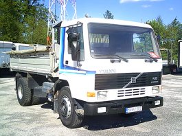 VOLVO FL 10 4x2 trojstranná vyklapačka
