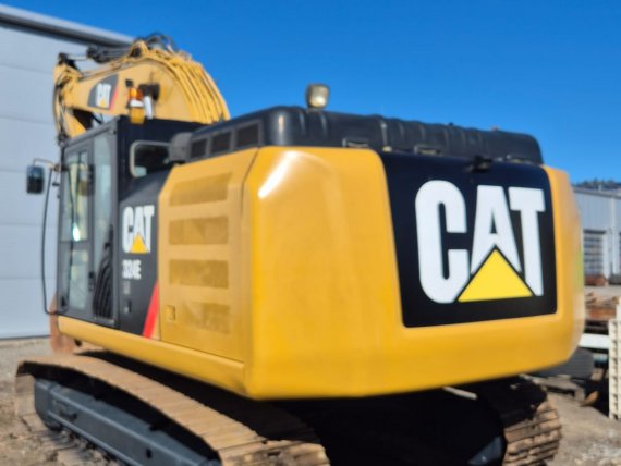 CATERPILLAR CAT 324 E LN