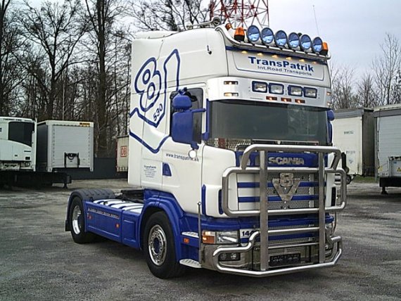 SCANIA 144L 530 TOPLINE V8 ALU + RETARDER