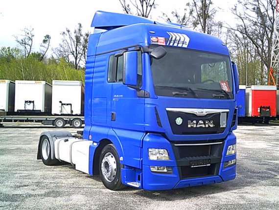 MAN TGX 18.440 XLX LowDeck Mega